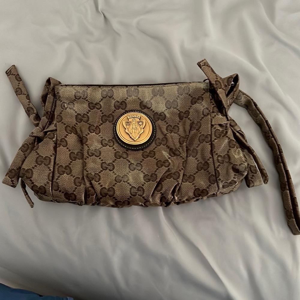 Gucci clutch